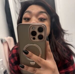 Meet your Posher, Malaya